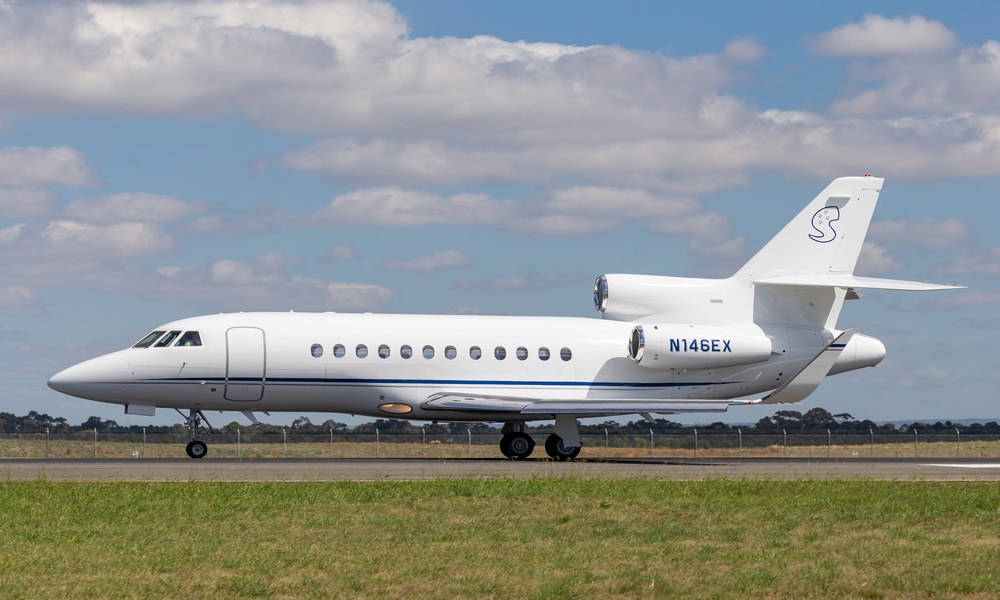 Dassault Falcon 900